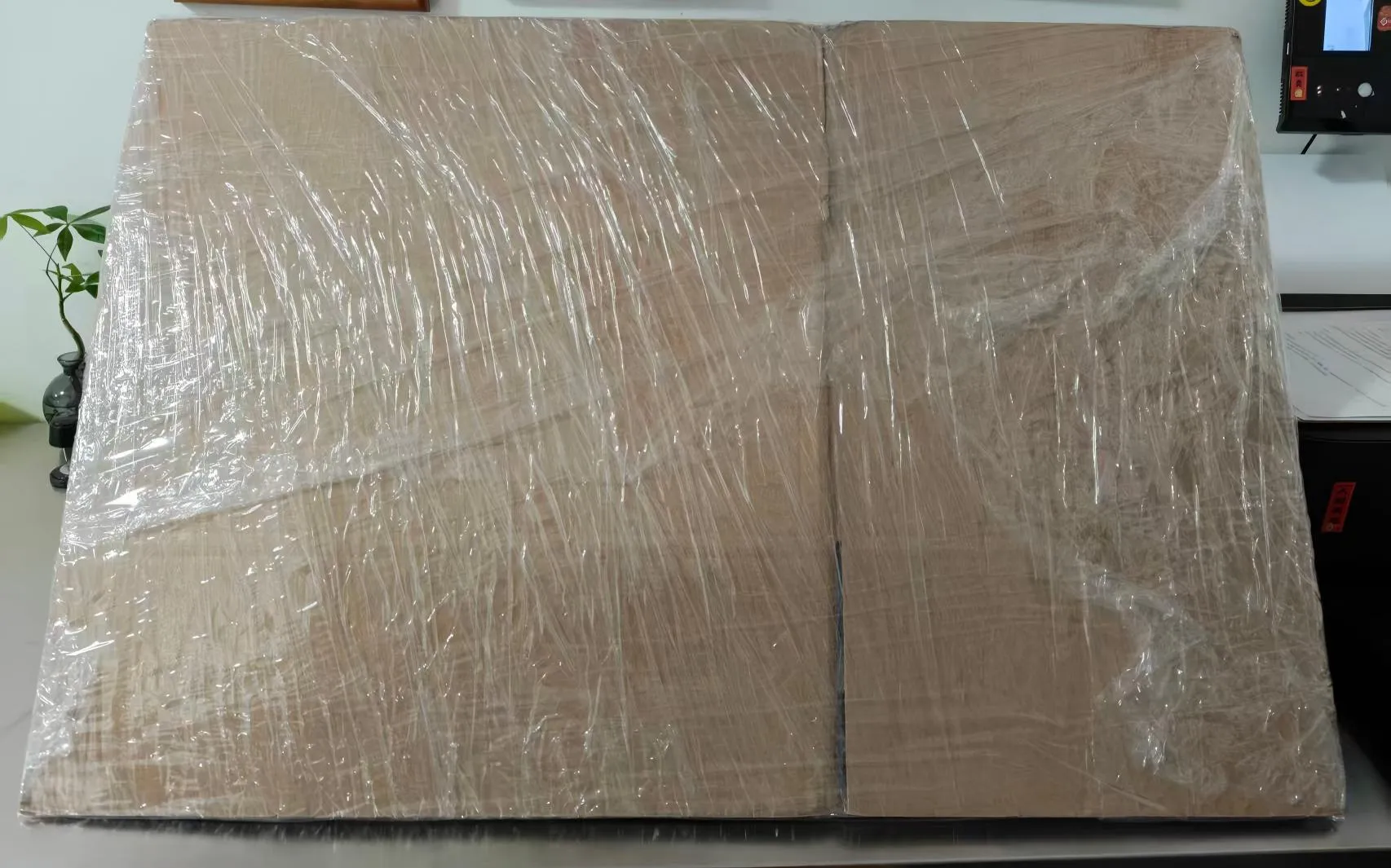 Sampel Anyar Kasil Dikirim menyang Klien Internasional