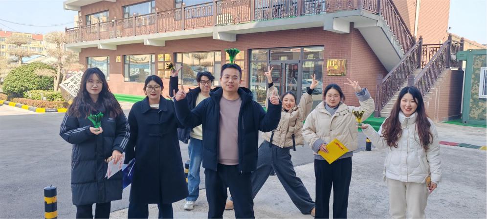 Zemeijia Lively Shuttlecock Aktivitas Menendang.